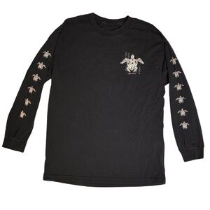 Vintage Long Sleeve Graphic Tee Maui Turtle